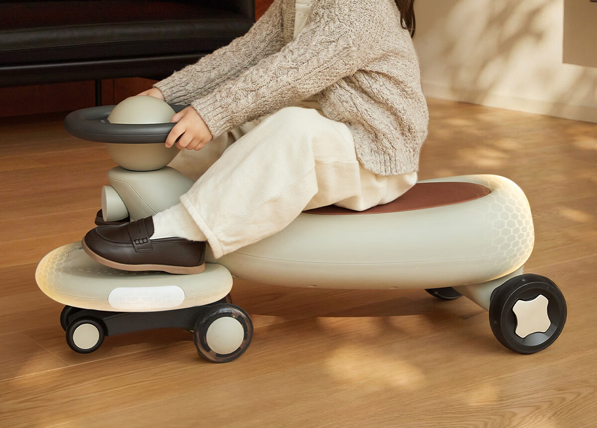BEIESTATE Planet Twist Ride-On Luggage Car for Ages 1-6, Adult-Sittable Toddler Ride-On, High-Quality Baby Gift, Mica Gray 28