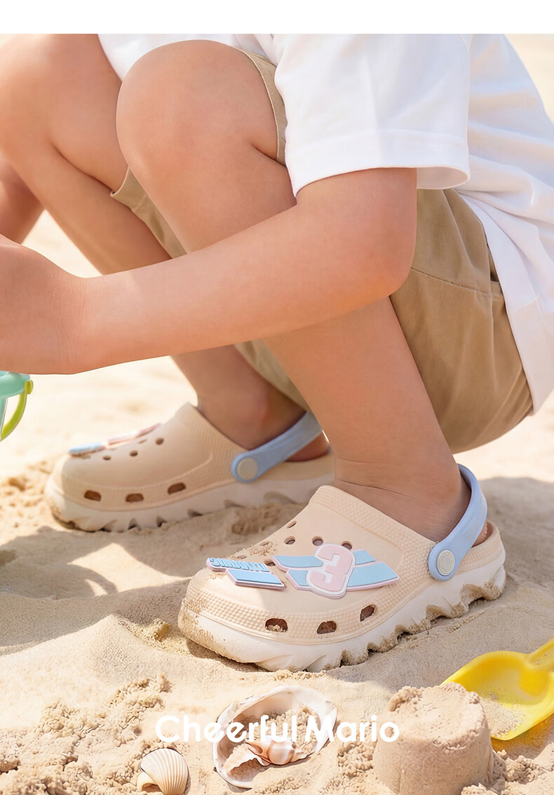 Cheerful Mario Kids Hole Shoes Girls Summer 2026 New EVA Beach Slippers Big Kids Parent-Child Outdoor Sandals 31