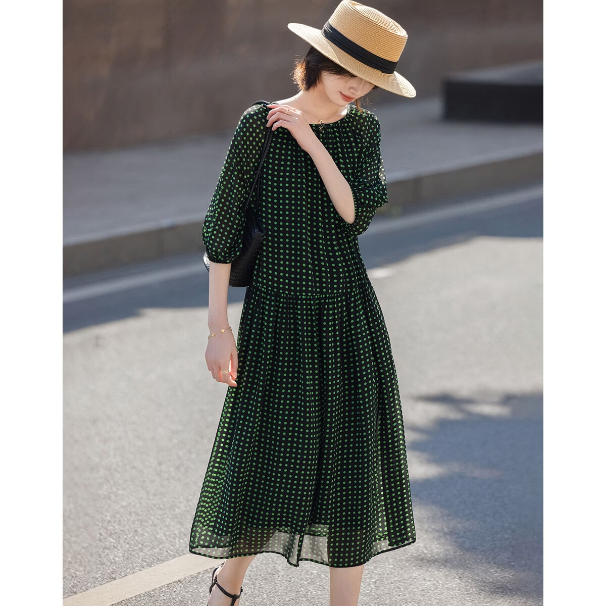 Demana Lightweight Holiday Summer Elegant Pleated Round Neck Polka Dot Loose Slimming Concealing Dress for Women Premium Quality