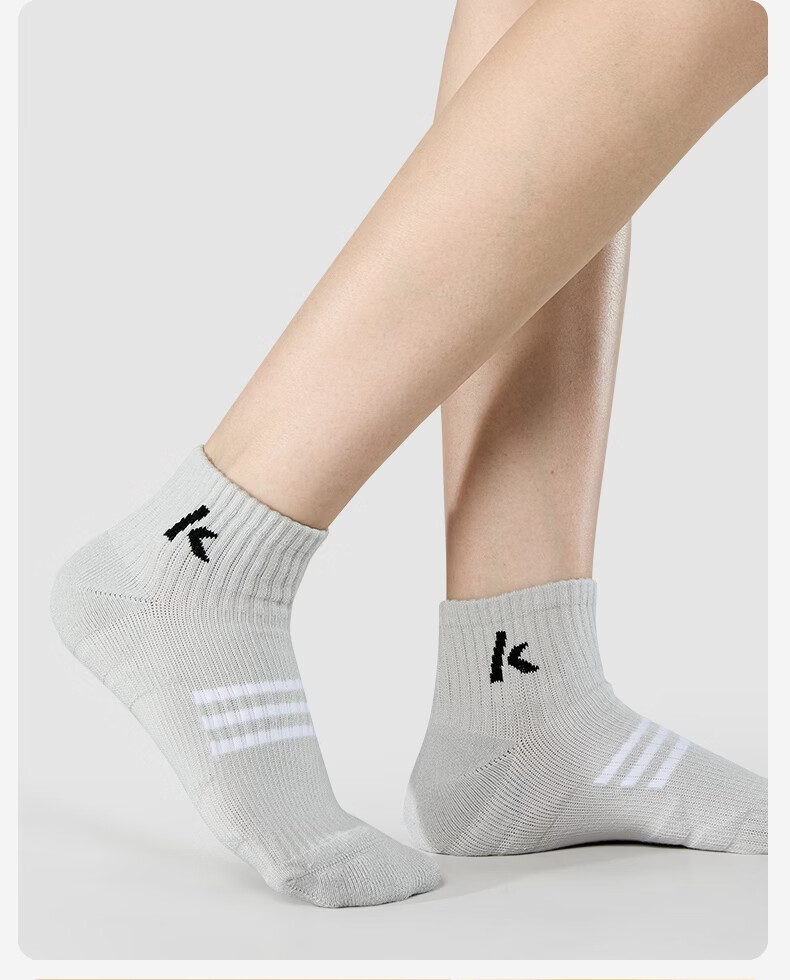 KAWASAKI Unisex Sports Badminton Socks Breathable Non-Slip Ankle Socks D6607 White/Grey/Black (3 Pairs) 17