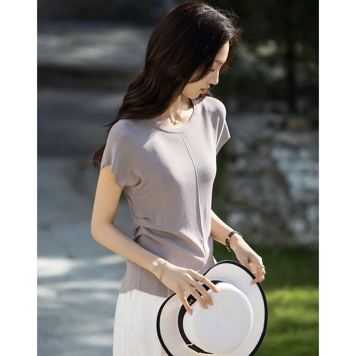 Demana Elegant Lightweight Office Summer Round Neck Split Shoulder Side Seam Ruched Slimming Knit Top for Women