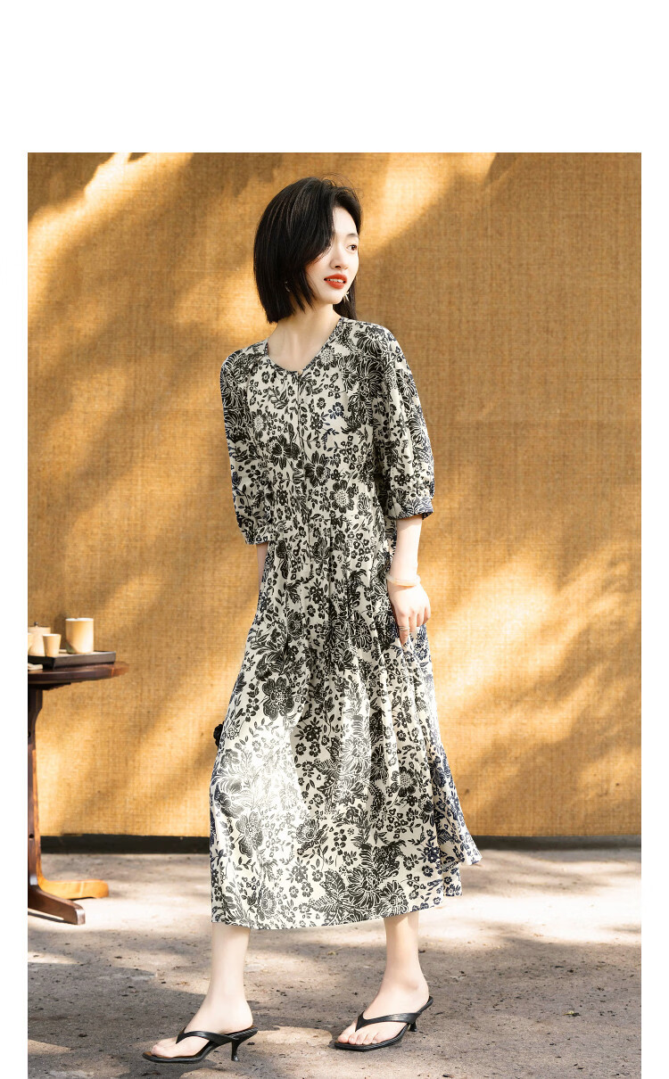 Demana Vintage Aesthetic Summer Urban Commuter Round Neck Printed Mid-Sleeve Satin Slim Fit Dress for Women High-End Feel 7