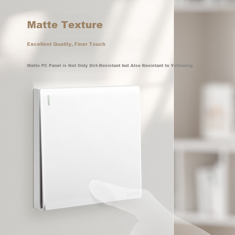 LEGRAND Switch Socket Panel Minghua Series Magnolia White 86 Type Concealed Five-Hole with Switch (Single Control)