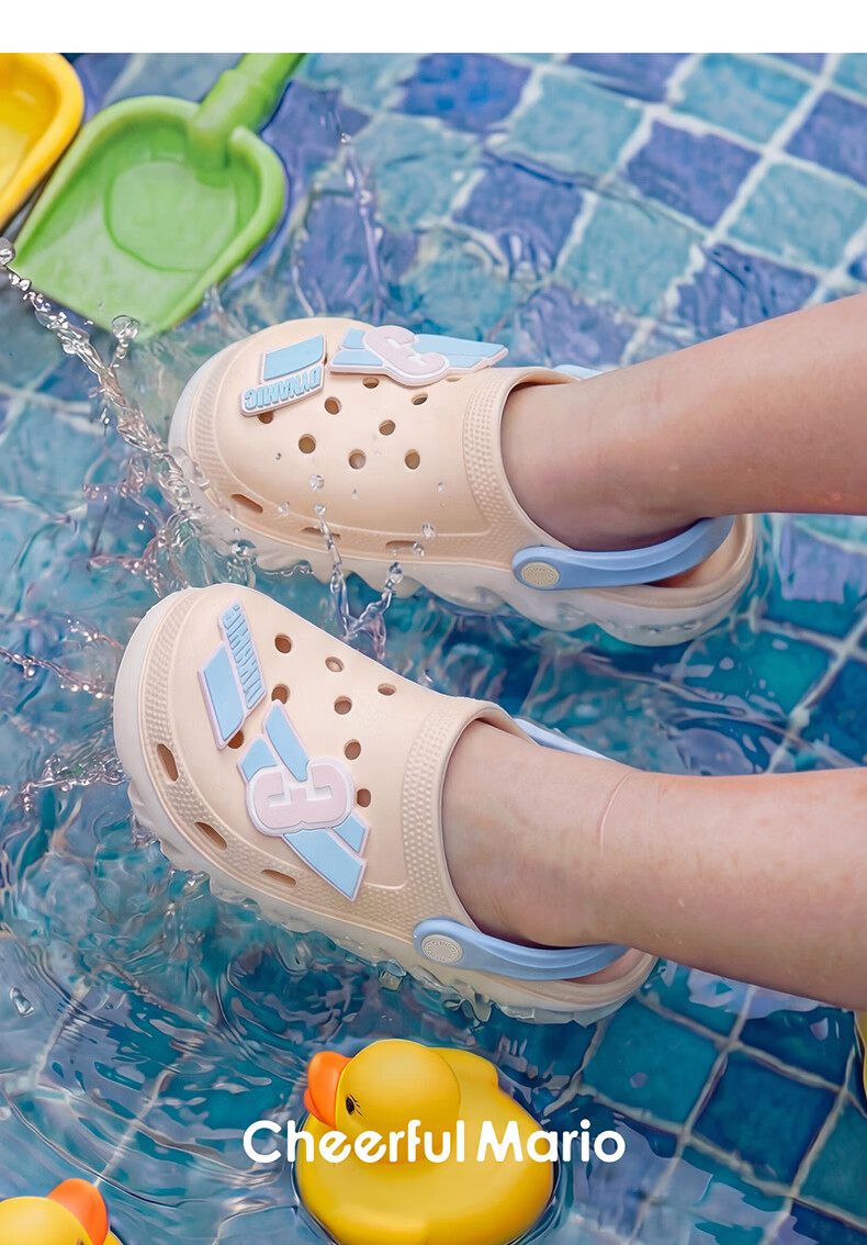 Cheerful Mario Kids Hole Shoes Girls Summer 2026 New EVA Beach Slippers Big Kids Parent-Child Outdoor Sandals 14
