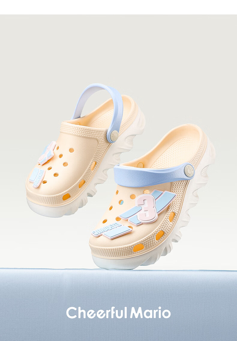 Cheerful Mario Kids Hole Shoes Girls Summer 2026 New EVA Beach Slippers Big Kids Parent-Child Outdoor Sandals 18