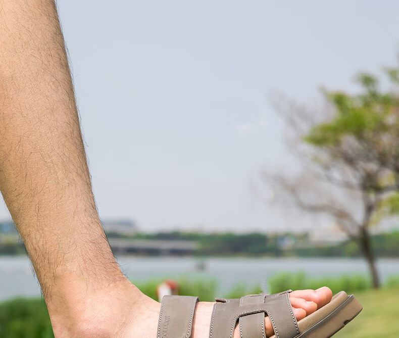 Goldlion Men's Summer Casual Slip-On Sandals Non-Slip Wear-Resistant Velcro Sandals G542520013RRF Gray Size 41 11