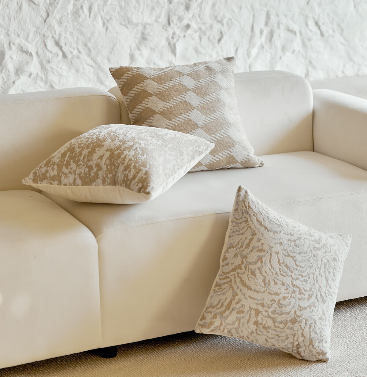 COMICOMI Sofa Cushion Luxury Living Room Pillow with Inner Core Removable Washable Cover 45*45cm 16