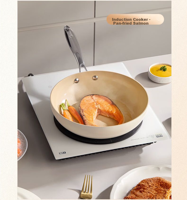 Midea Non-Stick Flat Frying Pan Titanium Grade 1 Spark Oil Concentration Steak and Egg Pan for Gas and Induction Cooktops 15