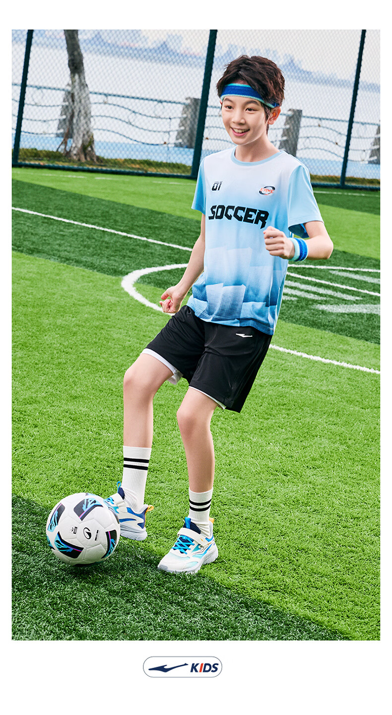 ERKE Kids Boys Quick-Dry Sports Set Summer UV50+ Sun Protection Football Outfit Bright White 170 10