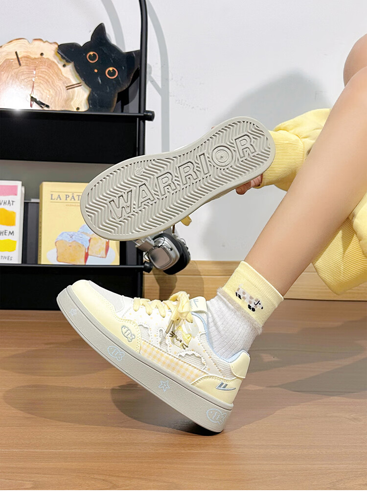 Warrior Cute Cat Canvas Shoes for Women 2026 Spring Autumn New Versatile Lightweight Casual Breathable Thick-Soled White Sneakers for Female Students 14