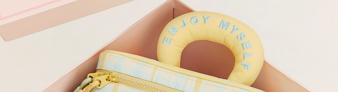 Toutou 2026 New West Highland Makeup Bag Large Capacity Portable Toiletry Bag Cosmetic Storage Bag Qixi Birthday Gift 19