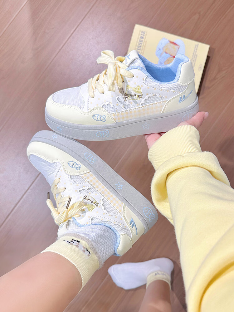 Warrior Cute Cat Canvas Shoes for Women 2026 Spring Autumn New Versatile Lightweight Casual Breathable Thick-Soled White Sneakers for Female Students 12