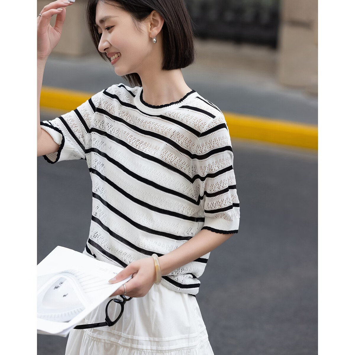 Demana Black Technology Antibacterial Summer Lightweight Striped Colorblock Jacquard Wave Edge Slimming Concealing Knit Sweater for Women Premium
