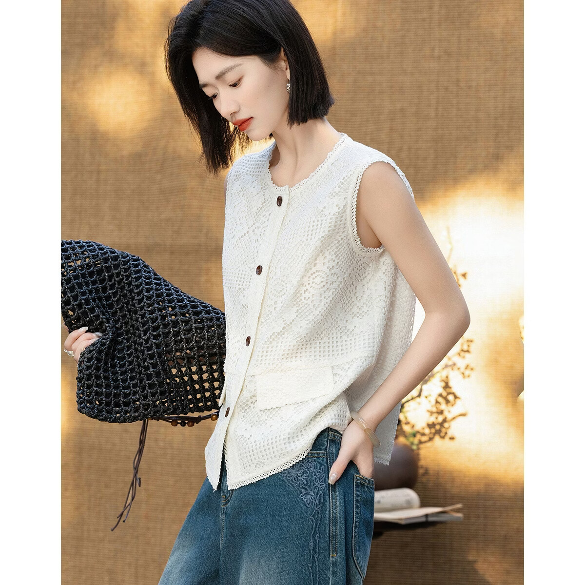 Demana [Seven Parts Sweet] Summer French Lace Hollow Jacquard Overlay Lace Sleeveless Slim Fit Jacket for Women High-End Feel