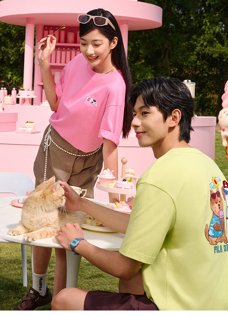 FILA Official Couple's Knitted Short Sleeve Shirt 2026 Summer Fashion Casual Unisex Loose Cat Embroidery T-Shirt 20