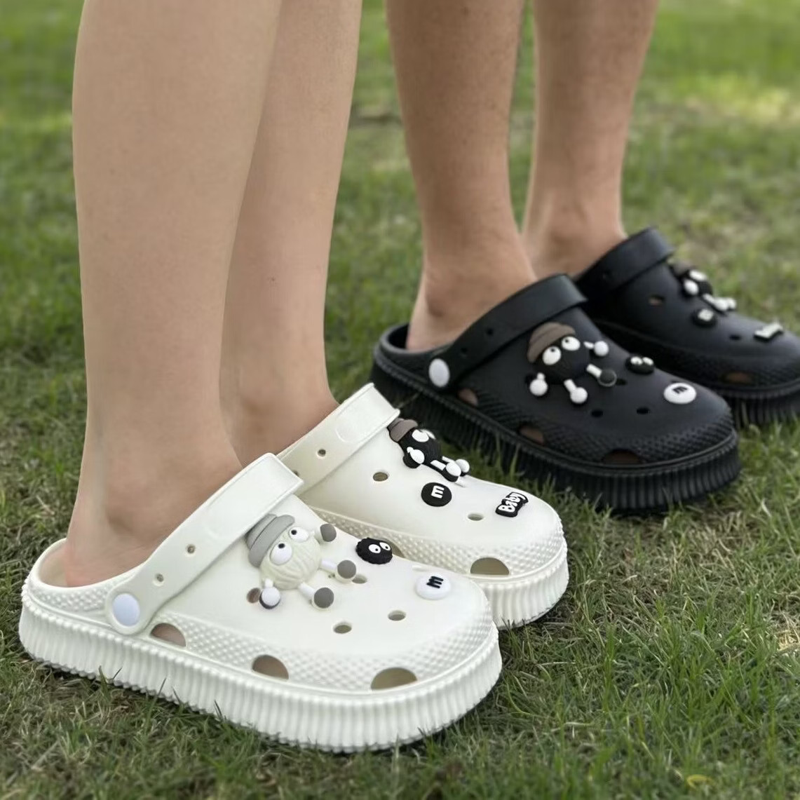 ABFE Couple Hole Shoes Unisex Summer Closed-Toe Slippers Non-Slip DIY Odor-Resistant Outdoor Beach Sandals White Size 40-41
