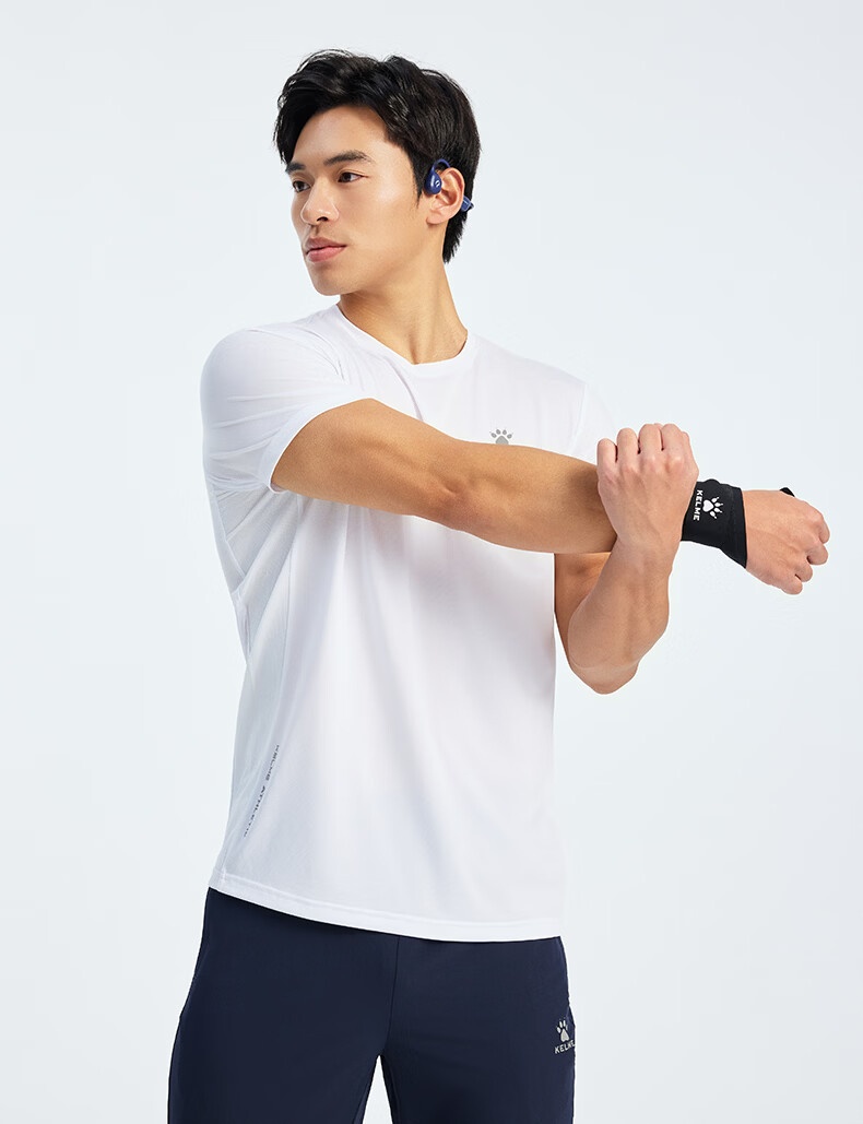 KELME Men's Sports T-Shirt 2026 Summer New Fitness Running Training Short Sleeve Moisture-Wicking Tee 5