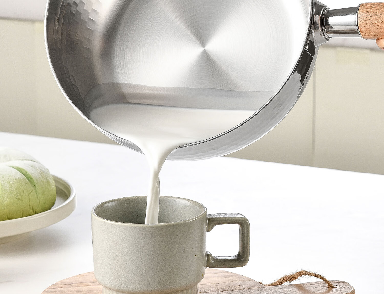 Jingyan Stainless Steel Snow Flat Pot Small Induction Cooker Pot for One Person Household Cooking Noodle Pot Milk Heating Non-stick Baby Food Pot Milk Pan 28