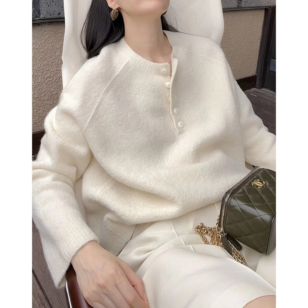 Demana [British Writer] Winter Lazy Style Textured Knit Crew Neck Loose Slim Fit Sweater for Women High-End Feel