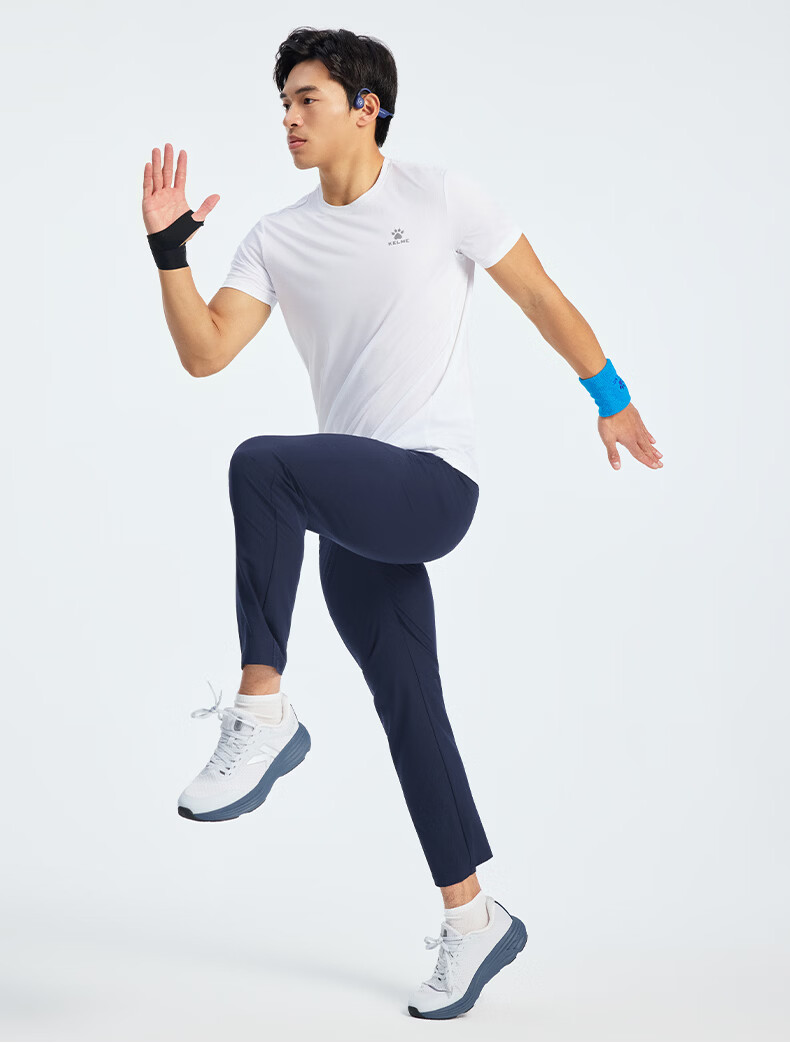 KELME Men's Sports T-Shirt 2026 Summer New Fitness Running Training Short Sleeve Moisture-Wicking Tee 1