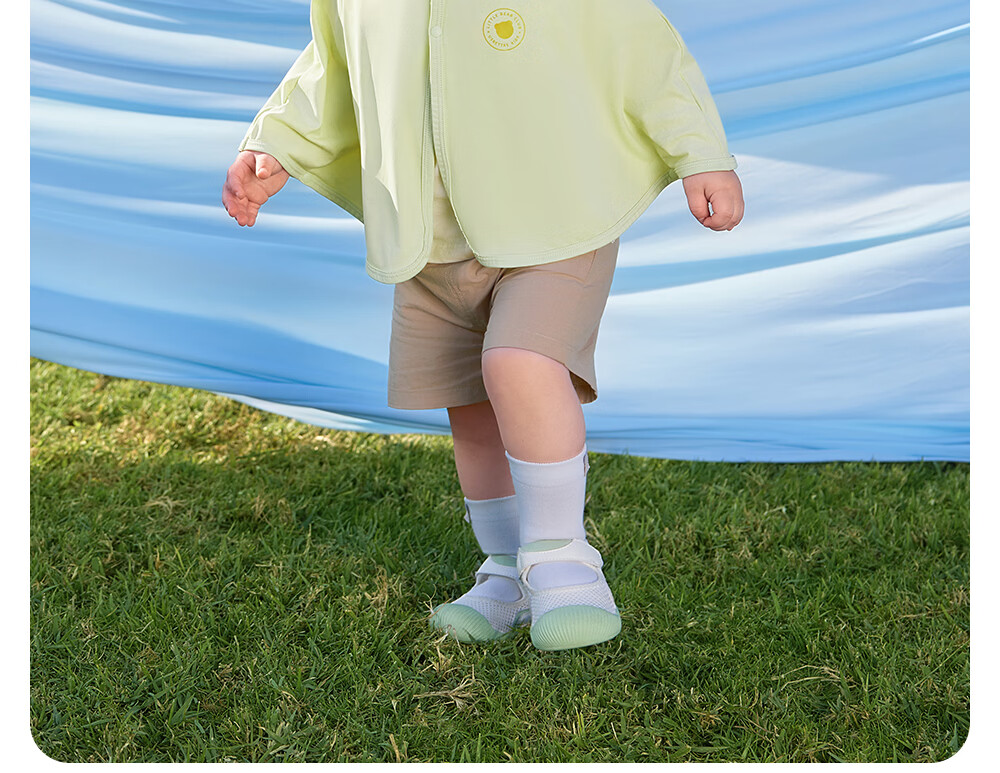 Betis Baby Sunscreen Jacket 2026 New Breathable Sunshade Cape Lightweight Children's Sun Protection Clothing Boys and Girls Skin Jacket 12