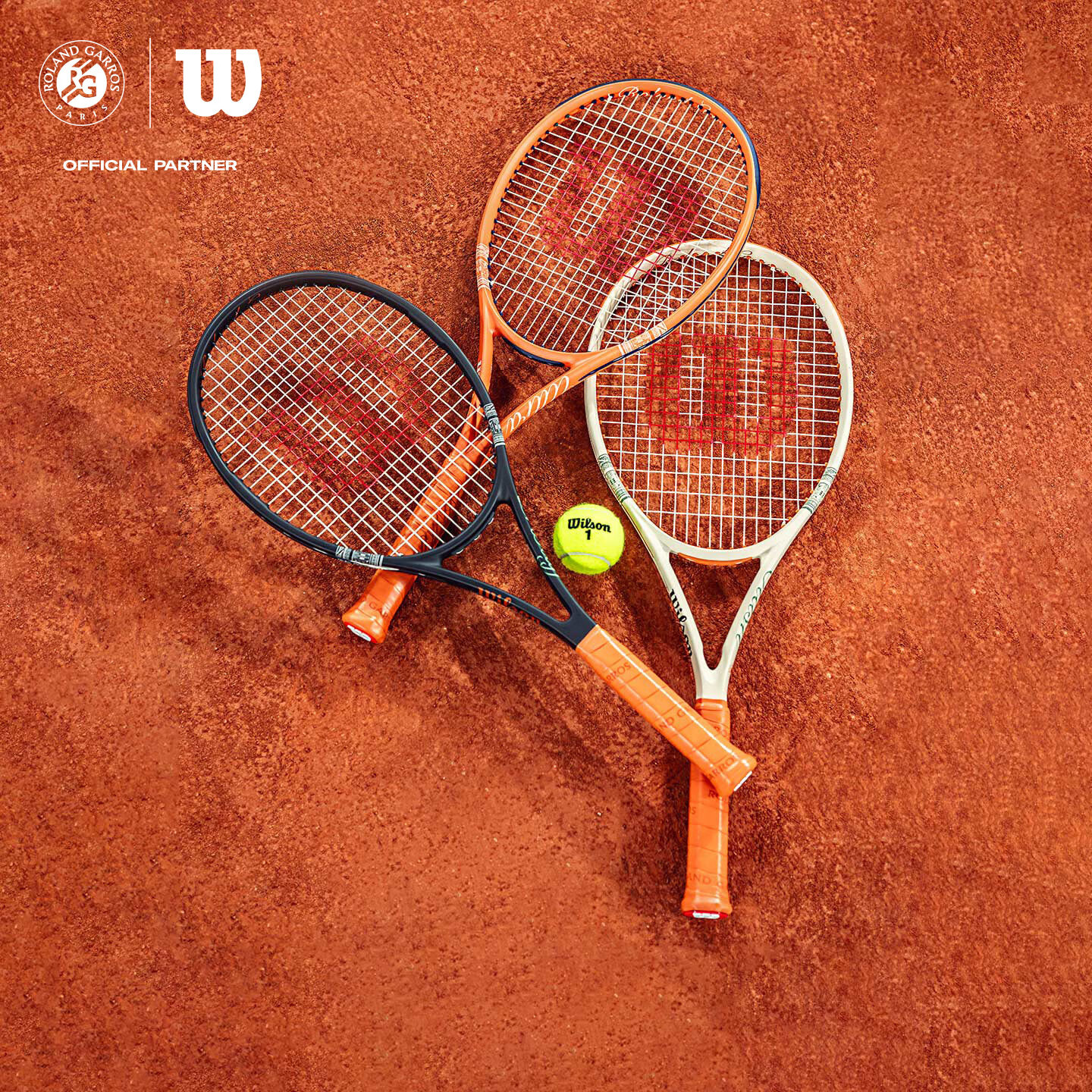 Wilson 2026 French Open Collaboration Series Professional Tennis Racket Full Carbon CLASH 100L V3 Strung