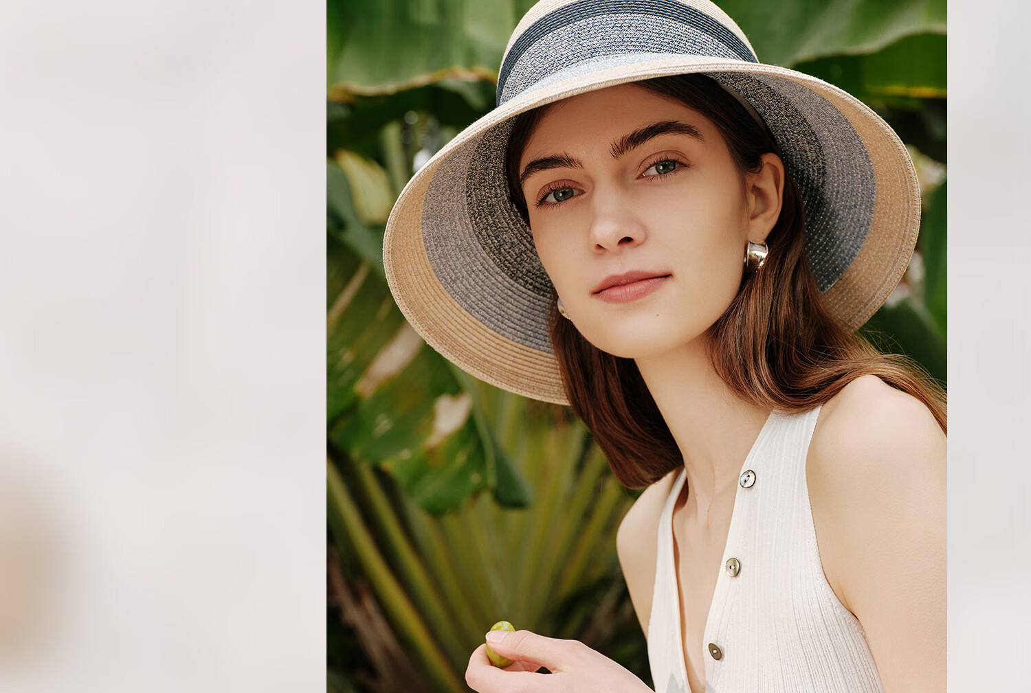 FANCET Women's Summer Straw Hat French Elegant Color-Block Wide Brim Sun Hat UV Protection Vacation Beach Hat 34