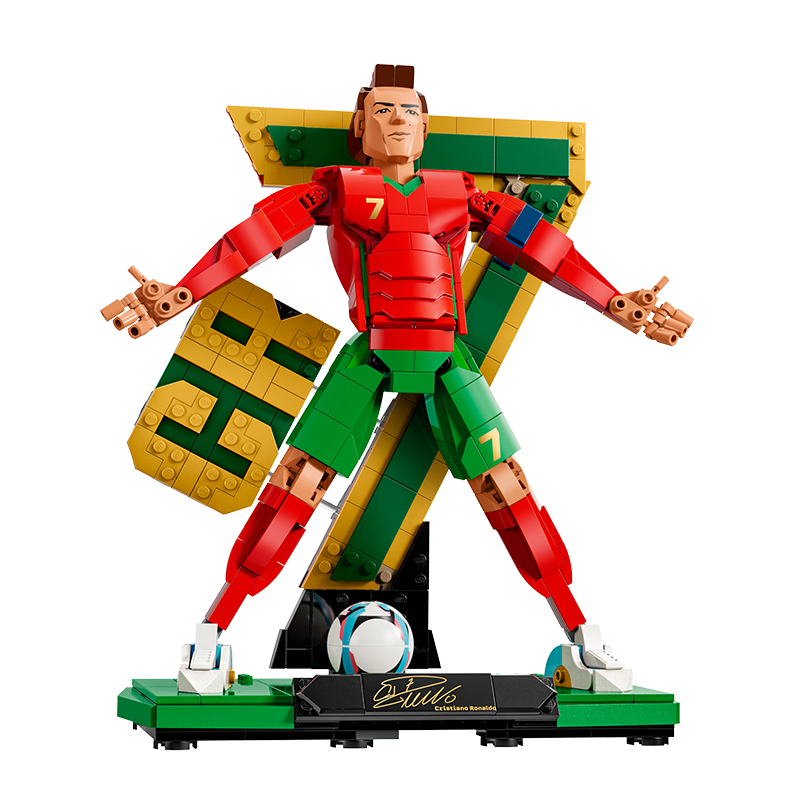 LEGO Building Blocks 43016, Cristiano Ronaldo Classic Pose, Boys And Girls Toy, Children's Day Gift, Decorative Display Piece, Soccer Ball