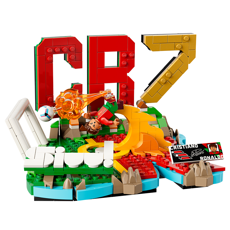 LEGO Building Blocks 43012 Cristiano Ronaldo Classic Goal Moment Boys and Girls Toy Children's Day Gift Football Figurine