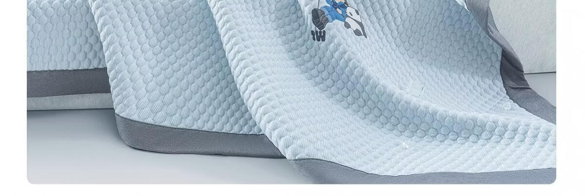 Teenie Weenie Bear Class A Ice Bean Cooling Mat Summer Ice Silk Washable Soft Air Conditioning Mat 150*200cm Blue 28