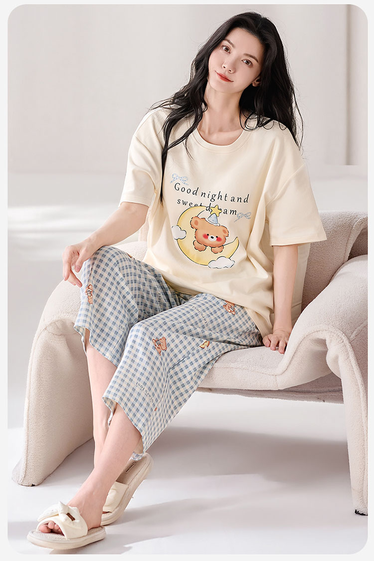 Langsha Women's Summer Pajamas 100% Cotton with Built-in Bra Short Sleeve and Capri Pants Homewear Set New Apricot Little Elephant 10