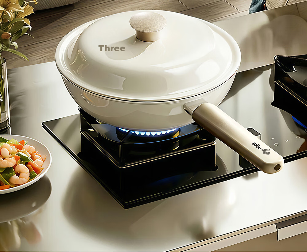 Bear Extreme Iron Small Frying Pan Non-Coated Flat Bottom Stir-Fry Pan 24cm with Steamer Basket Non-Stick Baby Food Pot JG063-P02 1