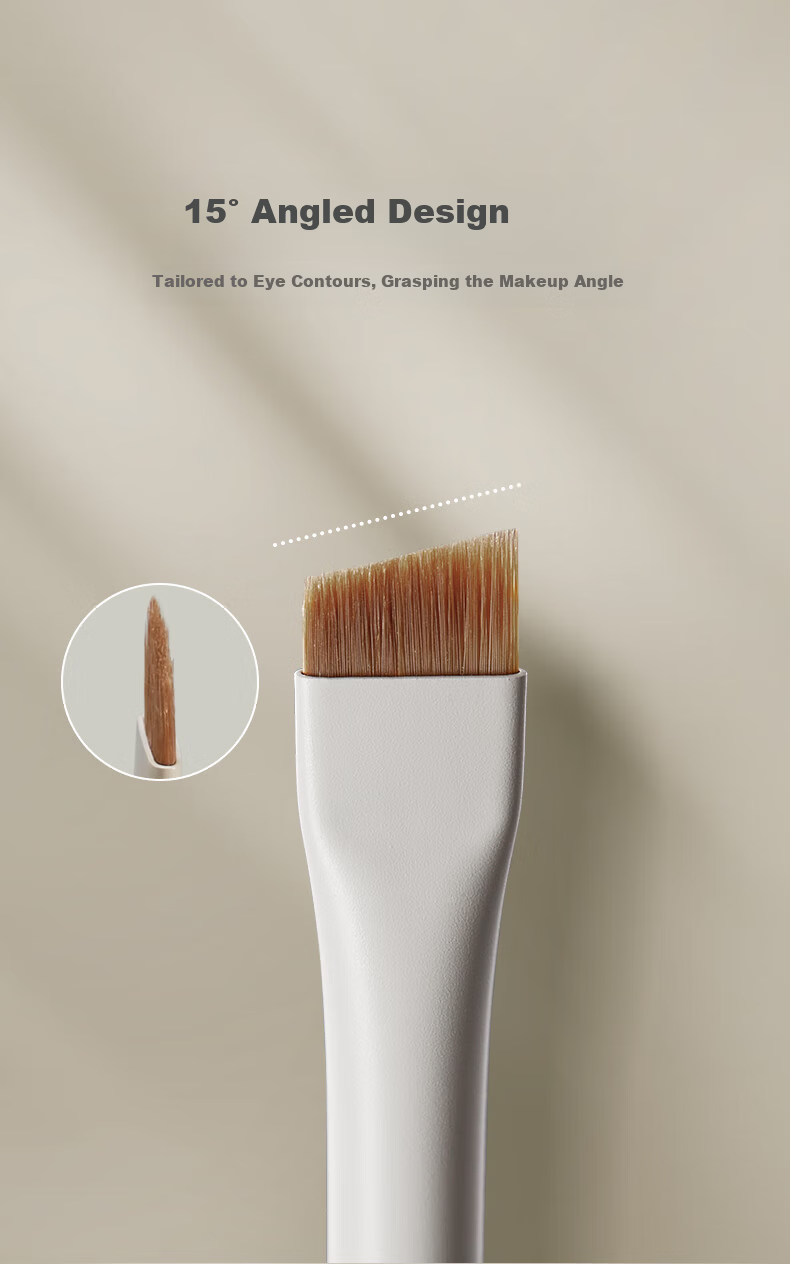 Rownyeon Flat Blade Lower Eyeliner Brush Angled Eyeliner Brush 237 Ultra Fine Detail Lower Lash Line and Aegyo Sal Defining Brush 2