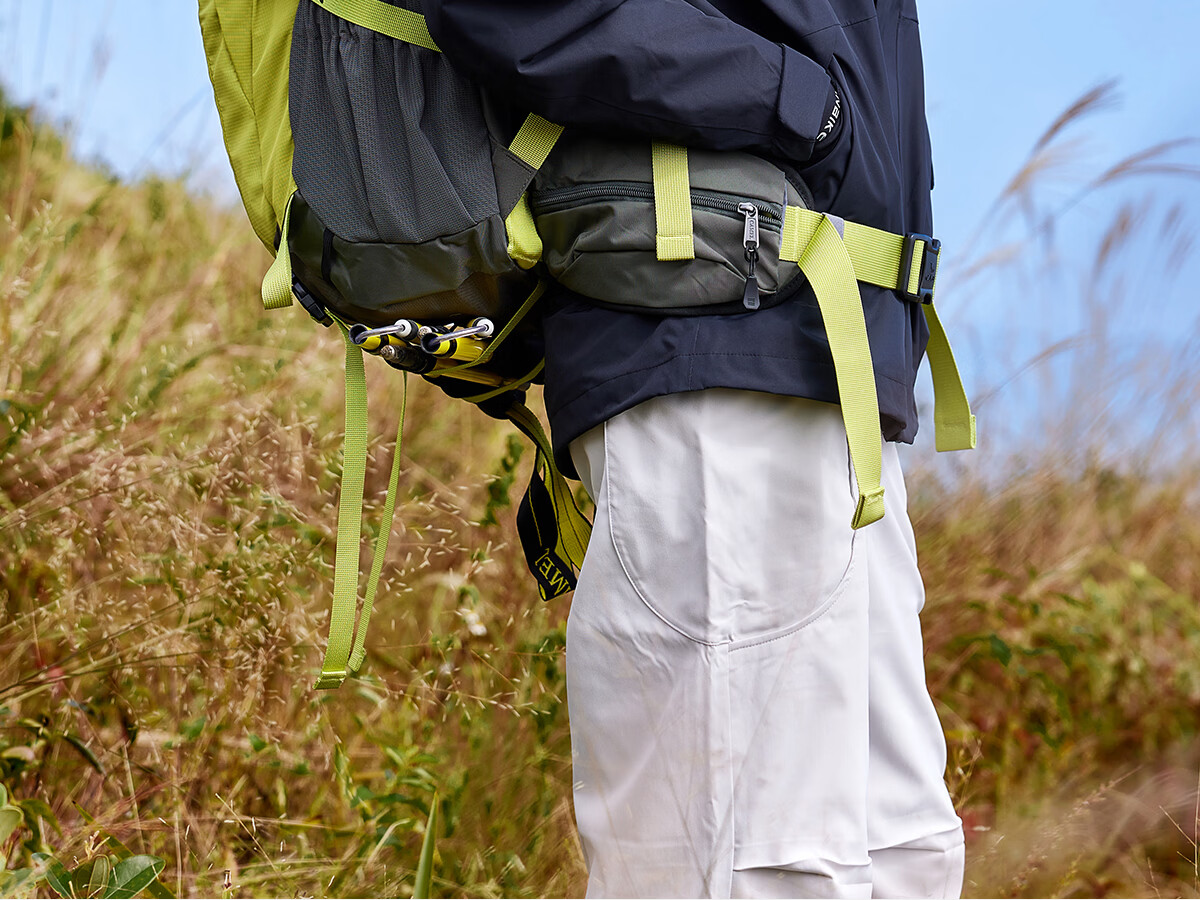 CAMEL Outdoor Hiking Backpack Waterproof Sports Backpack for Men and Women Travel Trekking Mountaineering Bag 2S04001A Advanced Gray 30