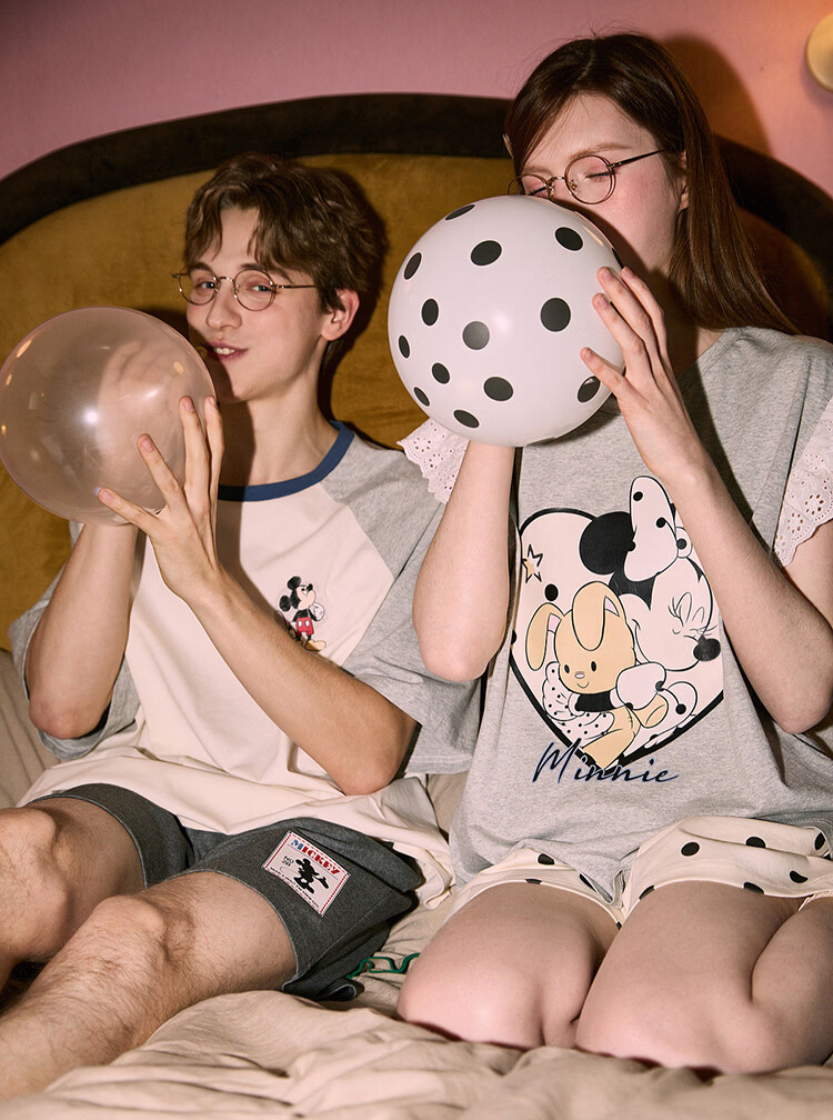 Gukoo Couples Pajamas Women's 2026 New Summer Disney Collaboration Cotton Pajamas Men's Homewear Light Gray S 26