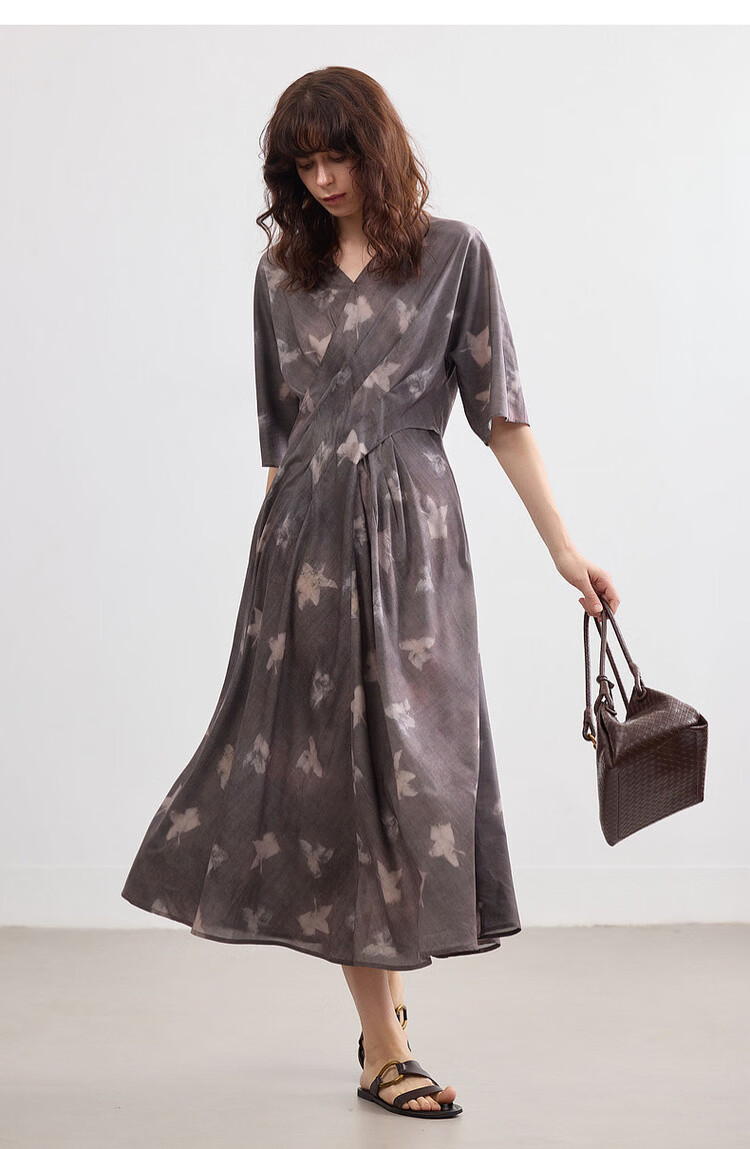 Demana Romantic Supreme Summer Vintage Floral V-Neck Waist-Defined Lightweight Flowing A-Line Mid-Length Dress for Women 13