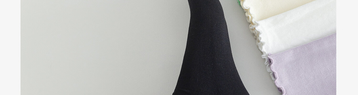 Guxu Disposable Socks Summer Thin Ice Silk Socks Women Travel Daily Use Mid-Calf Cotton Socks Black and White 130