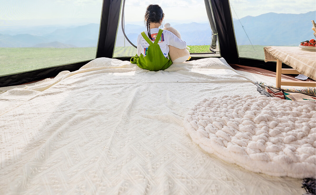 Camel Hug Goose Hexagonal Blackout Tent Portable Foldable Outdoor Camping Kids Picnic Gear 4012 Pearl White 45