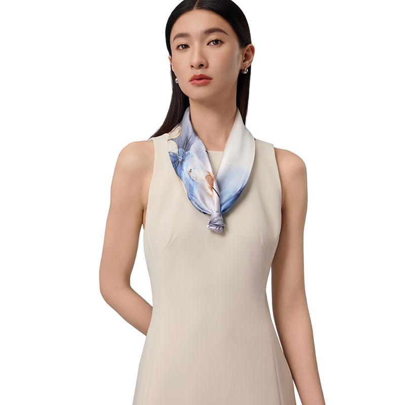 Shanghai Story 100% Mulberry Silk Printed Scarf Square Silk Scarf Gift for Mom and Girlfriend Birthday Women's Silk Scarf Gift Box