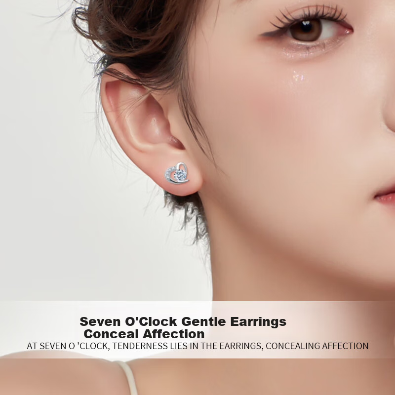 Chow Tai Fook Weekly Light Luxury High-End Silver Stud Earrings for Women Gift Box Birthday Present for Girlfriend