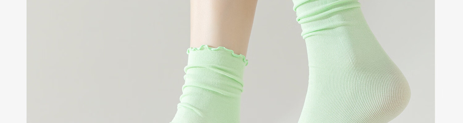Guxu Disposable Socks Summer Thin Ice Silk Socks Women Travel Daily Use Mid-Calf Cotton Socks Black and White 126