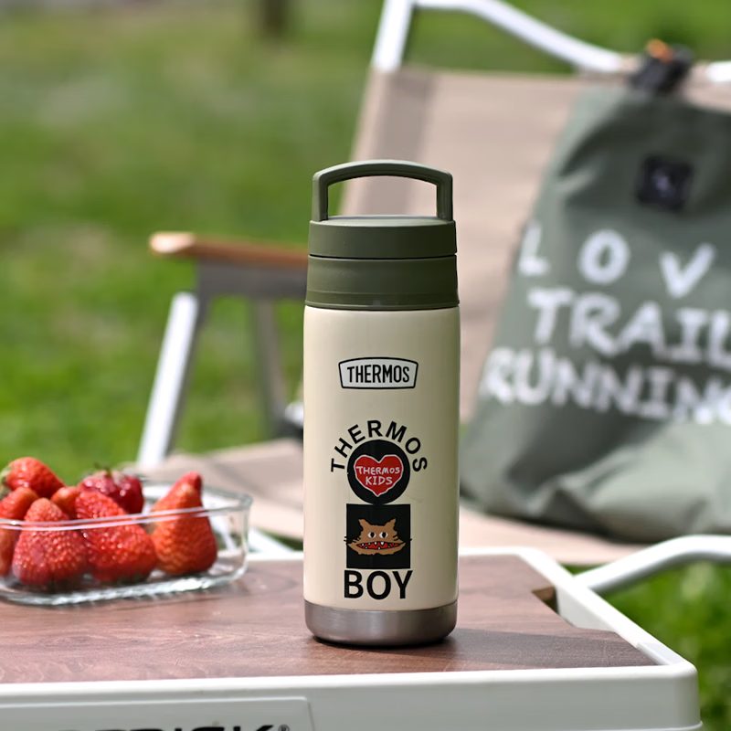 THERMOS Retro Cool Series Stainless Steel Insulated Kids' Water Bottle Green