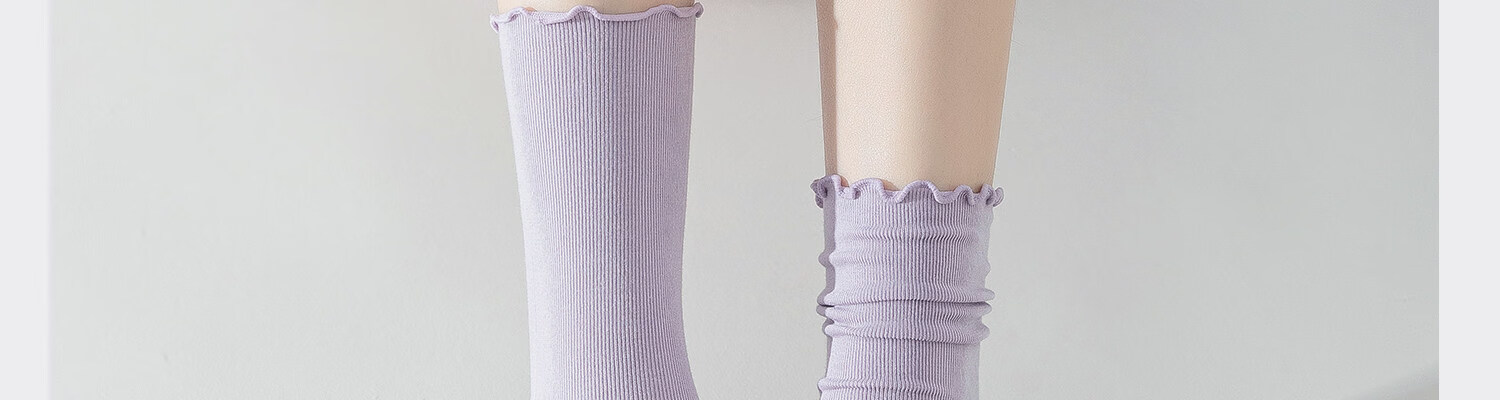 Guxu Disposable Socks Summer Thin Ice Silk Socks Women Travel Daily Use Mid-Calf Cotton Socks Black and White 61
