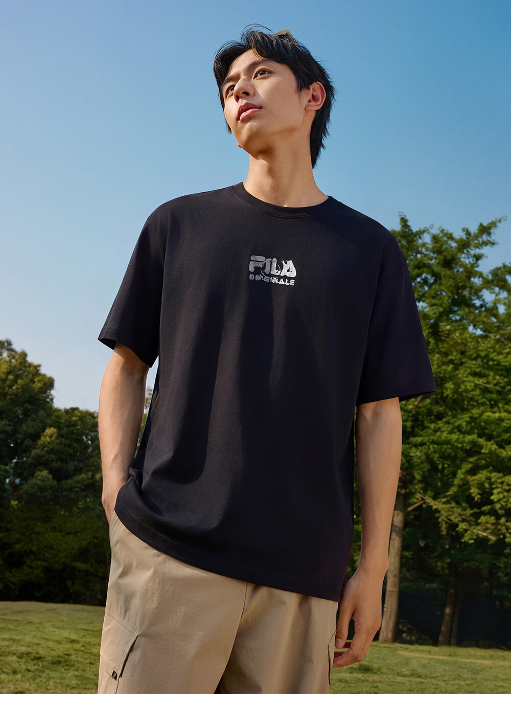 FILA Official Yi Yangqianxi Men's Knitted Short Sleeve Shirt 2026 Summer Casual Loose Cool Round Neck T-Shirt 18