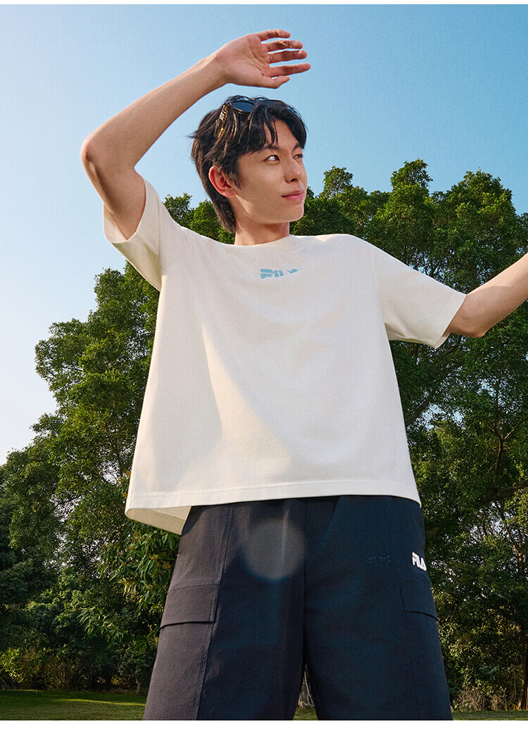 FILA Official Yi Yangqianxi Men's Knitted Short Sleeve Shirt 2026 Summer Casual Loose Cool Round Neck T-Shirt 15