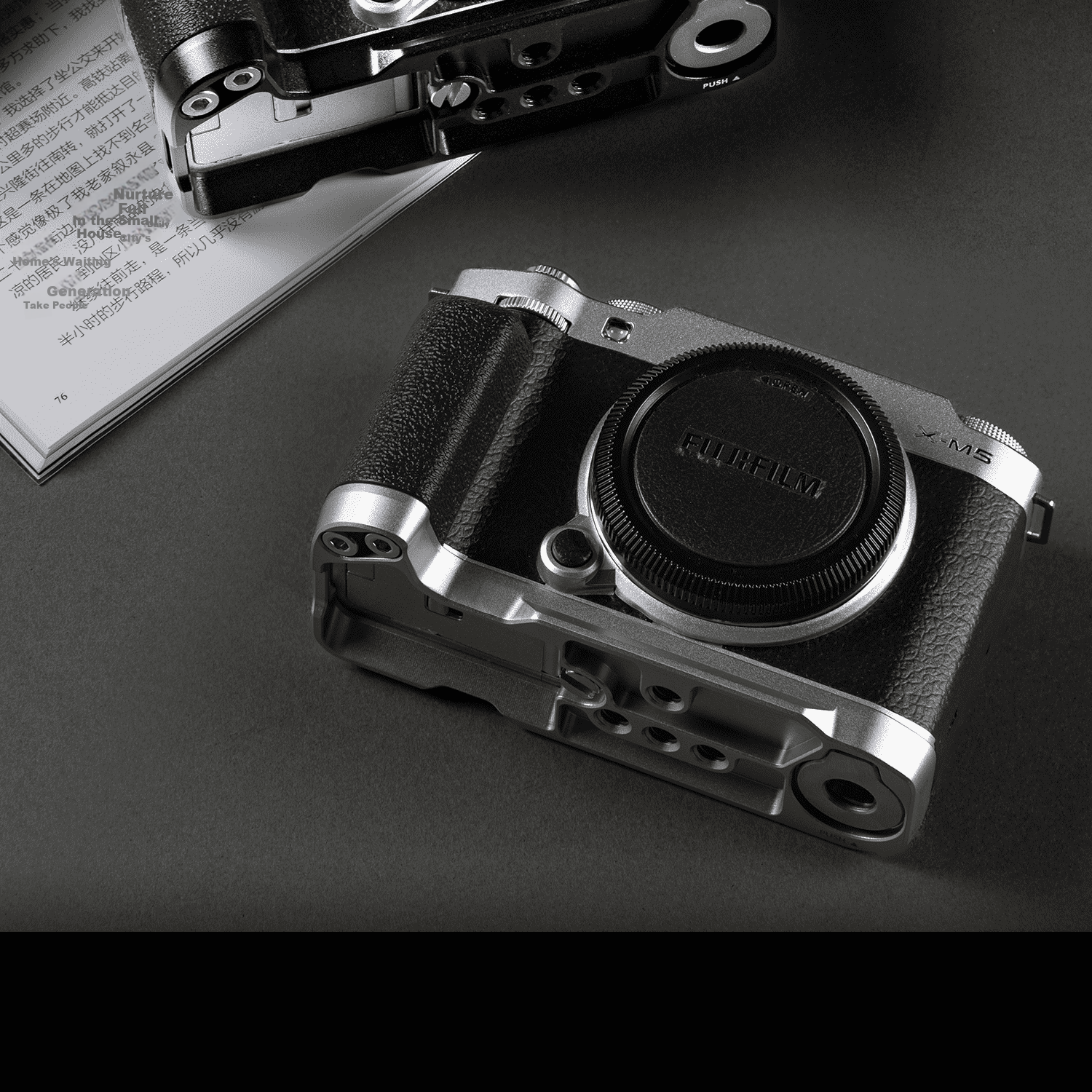SmallRig 4876 Fuji X-M5 Camera L-Shaped Handle XM5 Thumb Grip Hot Shoe Cover Genuine Leather Camera Case Baseplate Time Machine Full Cage Photography Accessory 2