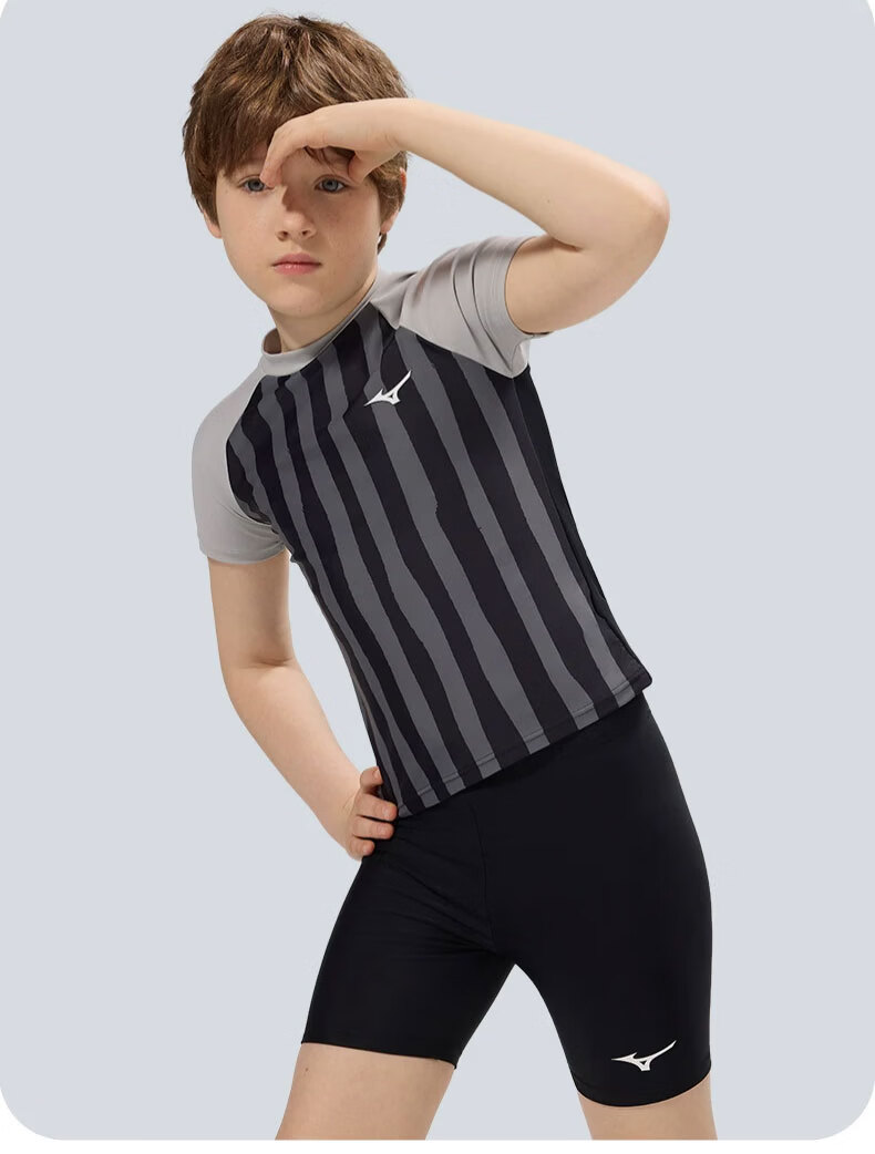 MIZUNO Boys' Quick-Dry Breathable Two-Piece Short-Sleeve Square-Leg Swimsuit Sun Protection Hot Spring Set GC410 Black Gray Size 130 17
