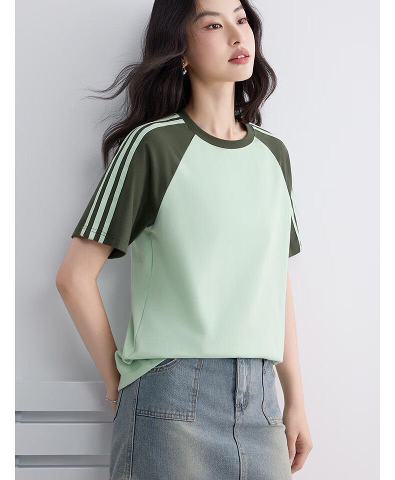 Warrior Women's Sportswear Summer 2026 New Popular Stylish Casual Short Sleeve Shorts Student Youthful Fitness Casual Outfit 17