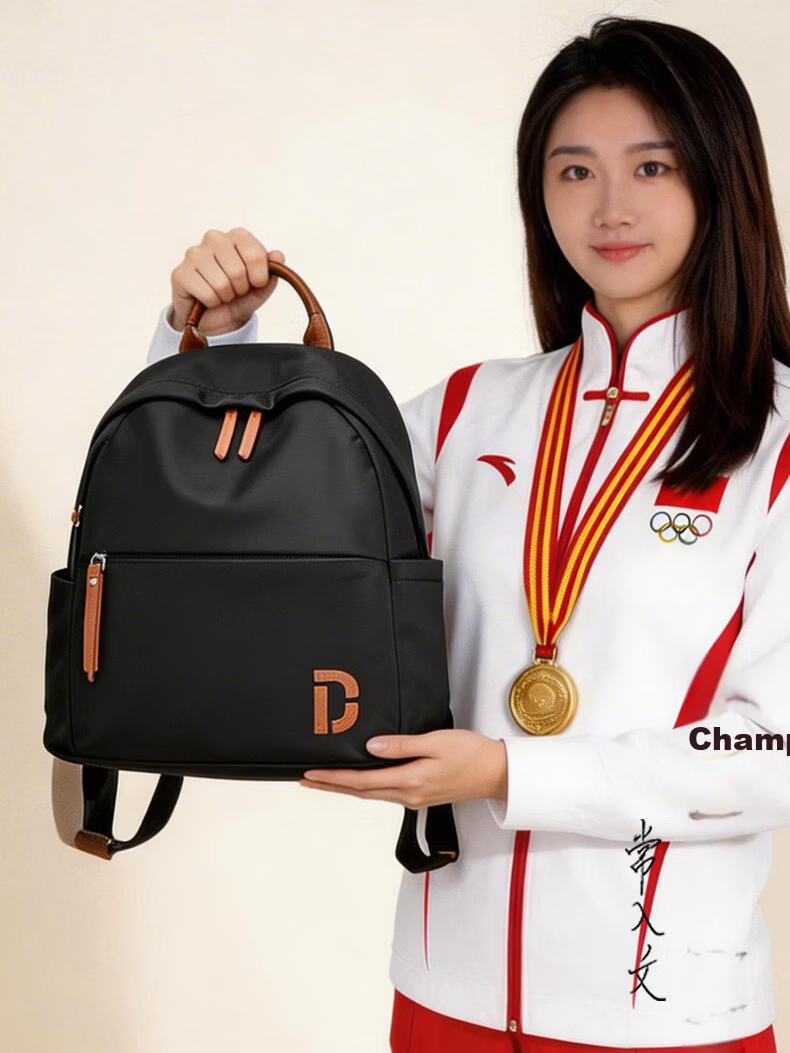 Zhu'er Women's Backpack 2026 New Lightweight Oxford Cloth Casual Large Capacity Travel Shoulder Bag for Women 1