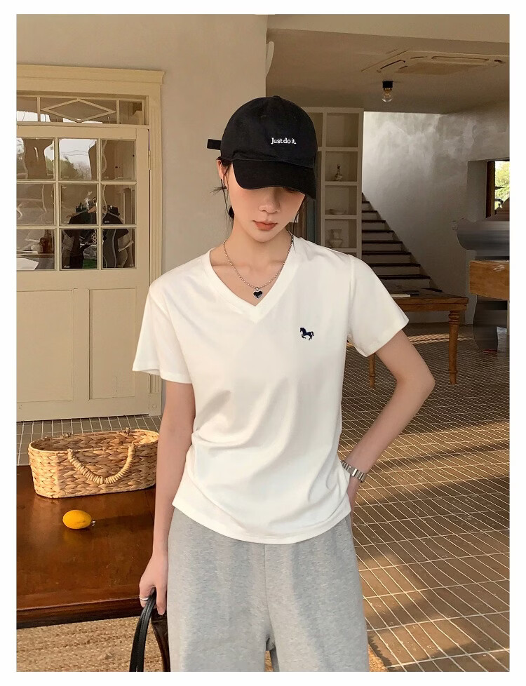 ICH MODE Women's V-Neck Pony Embroidered Short Sleeve T-Shirt Summer Tee 2026 New Slim Fit Top Heather Gray L 13